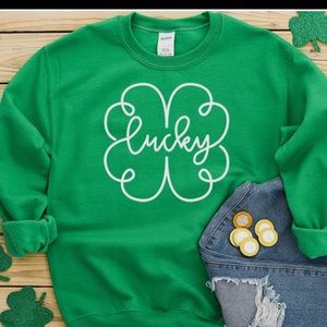 LUCKY shamrock T shirt